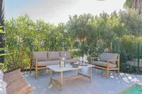 Villa Rénovée Avec Piscine et Amarrage, Dans Domaine Sécurité, Avec Plage à 5 mn