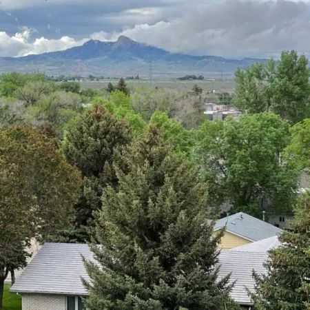 Mountain View Lodging 2 Blocks Historic DT Cody3 Bedrooms 4 Beds + a Bonus Den