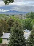 Mountain View Lodging 2 Blocks Historic DT Cody3 Bedrooms 4 Beds + a Bonus Den - Mountain view