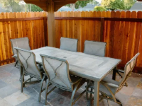 Spacious home 7 minutes away from the beach! Hotels in Goleta