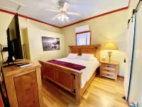 Private Mountain View Retreat Near Downtown Bisbee