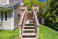 Stylish Upscale Apt w/ Snack Bar & Sunny Deck