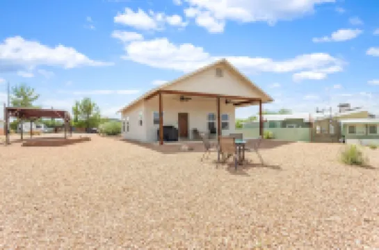 Experience the Wild West in Style: Unforgettable Getaway in Tombstone, Arizona!!