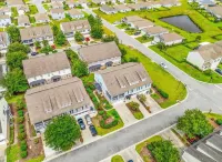 Mid term rental for travel professionals or snowbirds. Pet-friendly!