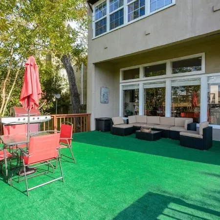 Lakefront Retreat with Pool, Spa, Golf, Fishing,  Boat slip, Kayaks & Marina
