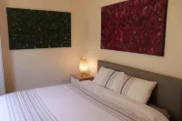 The Beach House At Henley Hotels near Cellarbrations