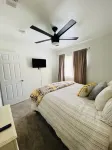 Newley remodeled 3 bed/2bath heated pool , pool table.