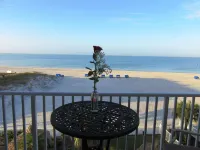 #304 Sea Breeze Welcoming Condo.,  Steps to White Sandy Beach and Gulf