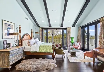Malibu Wine Trail estate with breathtaking Views and giant artesian pool
