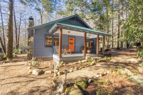 Ole Blue - Table Rock, Sassafras, Lake Keowee, Lake Jocassee.