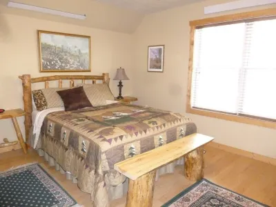 Laramie Bluffs Mountain Getaway Hotels in der Nähe von Custer / Mount Rushmore / Black Hills KOA Holiday