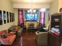 Large 2 bedroom near Downtown & University