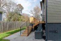 Modernist Masterpiece: 'Simply the Best' - boutique