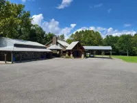 7. gorgeous creekfront lodge