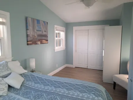 Seaside Escape just steps to Good Harbor beach in Gloucester