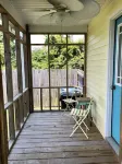 Cute cottage within walking distance to historic downtown Beaufort, NC.