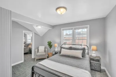 The Loft 3BR Apartment with Scenic Deck Hotels in Middlebury