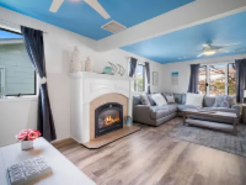 Brigantine Private Oasis w/ 3 Bedroom+Loft & Inground pool w/slide *Pet Friendly Hotels in Brigantine