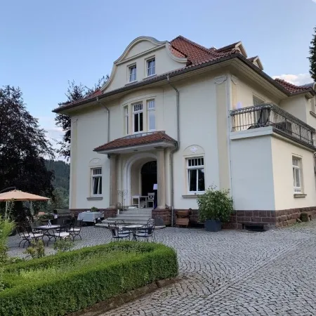 Villa Liebetrau -Residence in the Park-