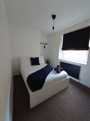 Entire property! SEAFRONT 2 bedrm modern spacious apartment with private patio! Hotels near Margate Beach