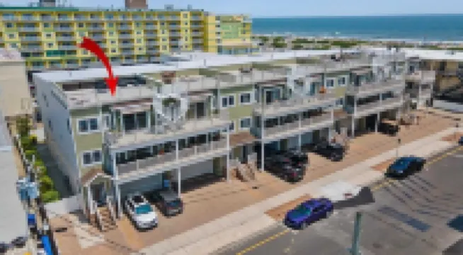 Great Beach Condo Right Near the Boardwalk Awesome Rooftop Views of the Ocean