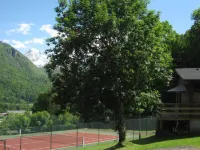 MOUNTAIN CHALET (PROMIXITE DE GOURETTE)