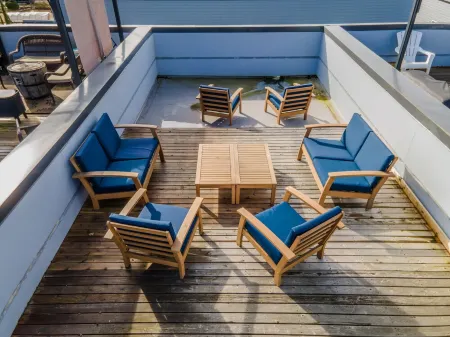 *NEW* 2BR Modern & Spacious Townhouse Mins to DT Seattle & Airport Отели рядом со станцией Link Light Rail - Tukwila Station