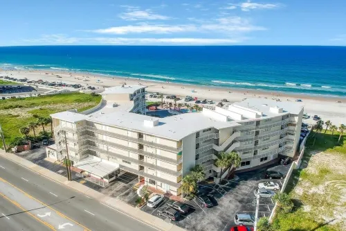 Oceanfront Condo w/ Private Balcony - Pools Open and Direct Beach Access
