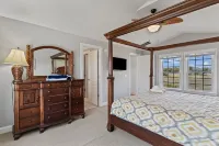 POOL - Waterfront and Dreamy Views - Private Beach Access