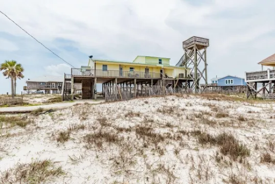Screened in Porch 5 Br/4.5 Bath - Sleeps 14-18 w/Beach Gear, Cargo Lift