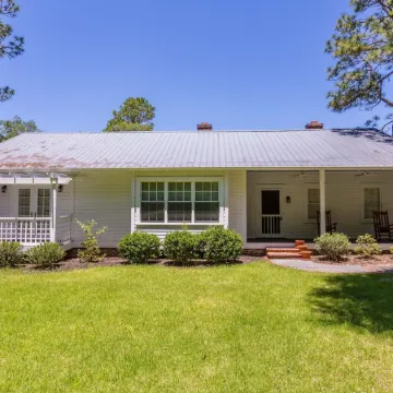 Pinehurst Village Vacation House w/ private pool 8) beds