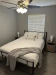 Modern 3BR 2BA West Enid Central National Bank Center附近的飯店