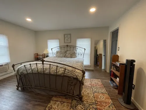 Lovely 2 Bed, 1.5 Bathroom TownHouse = ALL NEW!