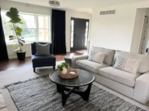 Pet Friendly Cottage Located Between the Ark & Creation Museum