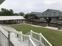 200 feet on the water with boat house!!!