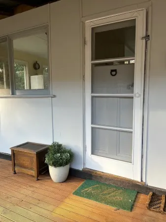 Yarramalong 2 bedroom cottage