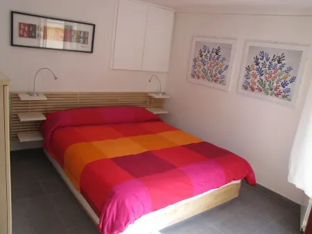 Cinque Terre, Riomaggiore, apartment overlooking the village and sea Отели рядом с достопримечательностью «Риомаджоре»