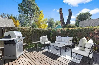 Vintage Modern near Downtown - Arcade Machine Hotels near South Dakota School of Mines & Technology