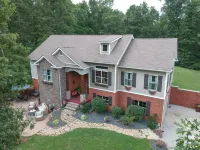 Private Country Getaway 20 minutes from downtown Louisville, KY Hotels in 
