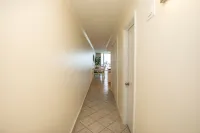 Direct Oceanfront Resort- Large Balcony, Indoor/Outdoor Heated Pool and Hot Tub