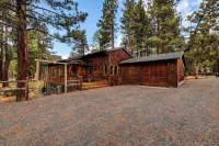 LARGE WATERFRONT HOME ON 8.5 ACRES-MOUNTAIN VIEWS & PRIVATE PICKLEBALL COURT!