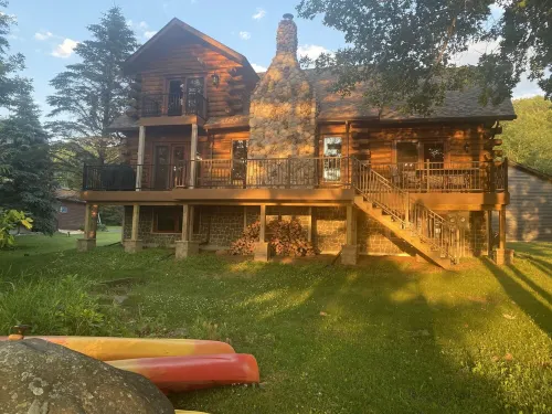 Lodge at Lotus Lake