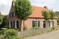 Romantic Frisian house on the East Frisian coast Hotel in zona Rysumer Kirche