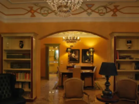 Luxury villa/ Private Heated Pool / Private Garden Hotels in Partanna