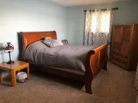 Beautiful walkout lakefront property - Location, Location, Location!!! Hotels in Fairmont