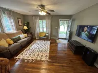 3 Bedroom Home in South Lebanon, near Kings Island & Little Miami Bike Trail Hotel a Warren County