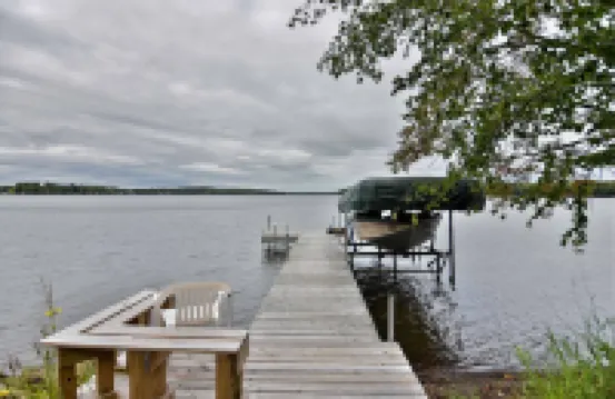 Trails Lodge on Lake Namakagon