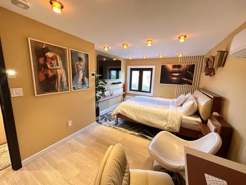 Modern West Point House Near Usma - 3 Bed, 2 Bath with Hot Tub & Fire Pit!