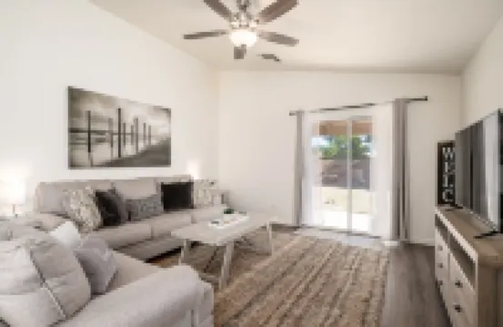 Wonderful Vacation Home - Trails, Golf & Dining