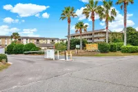 Beach front 2-bedroom 2 bath condo at Lighthouse Point